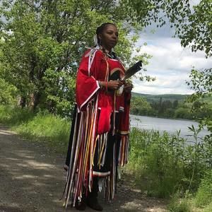 Meet your Posher, Tonya